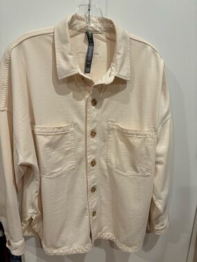 Vuori Mackenzie Shirt Jacket Button Front Cotton Long Sleeve Cream Womens Medium